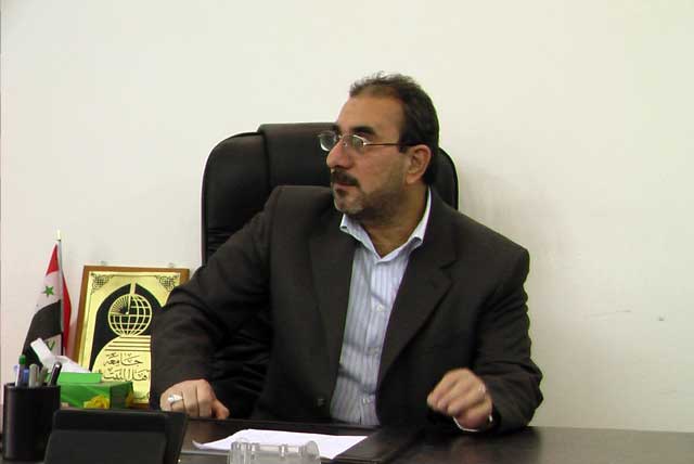 زيارة معالي وزير الدولة لشؤون المجتمع المدني لجامعة أهل البيت (عليهم السلام)