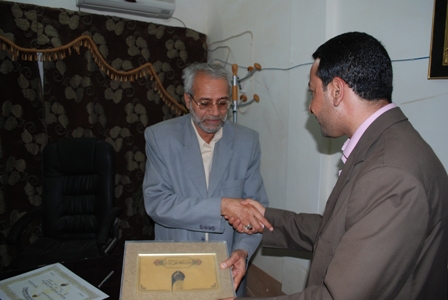 قبول أحد خريجي جامعة أهل البيت عليهم السلام في الدراسات العليا في جامعة كمبرج..