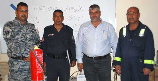 دورة لمواجهة الحريق لعاملي الجامعة تقيمها مديرية الدفاع المدني في كربلاء