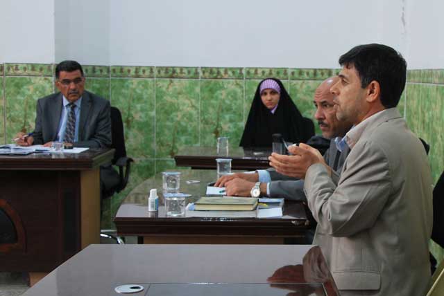 حلقة نقاشية عن العرفان في كلية الشريعة الإسلامية