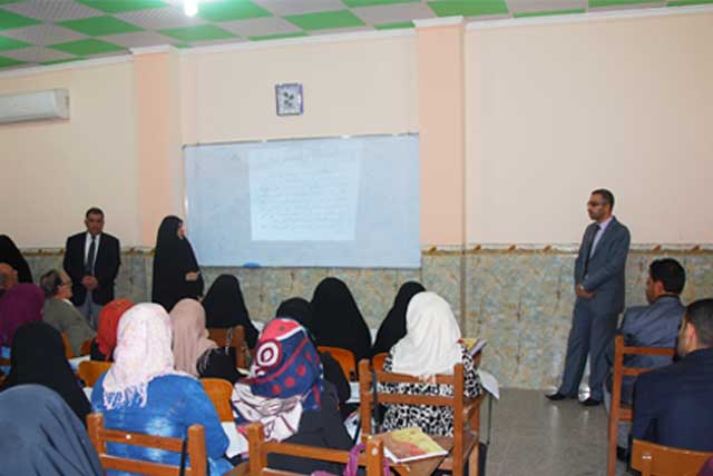 محاضرة لطلبة قسم علوم القرآن بحضور السيد رئيس الجامعة