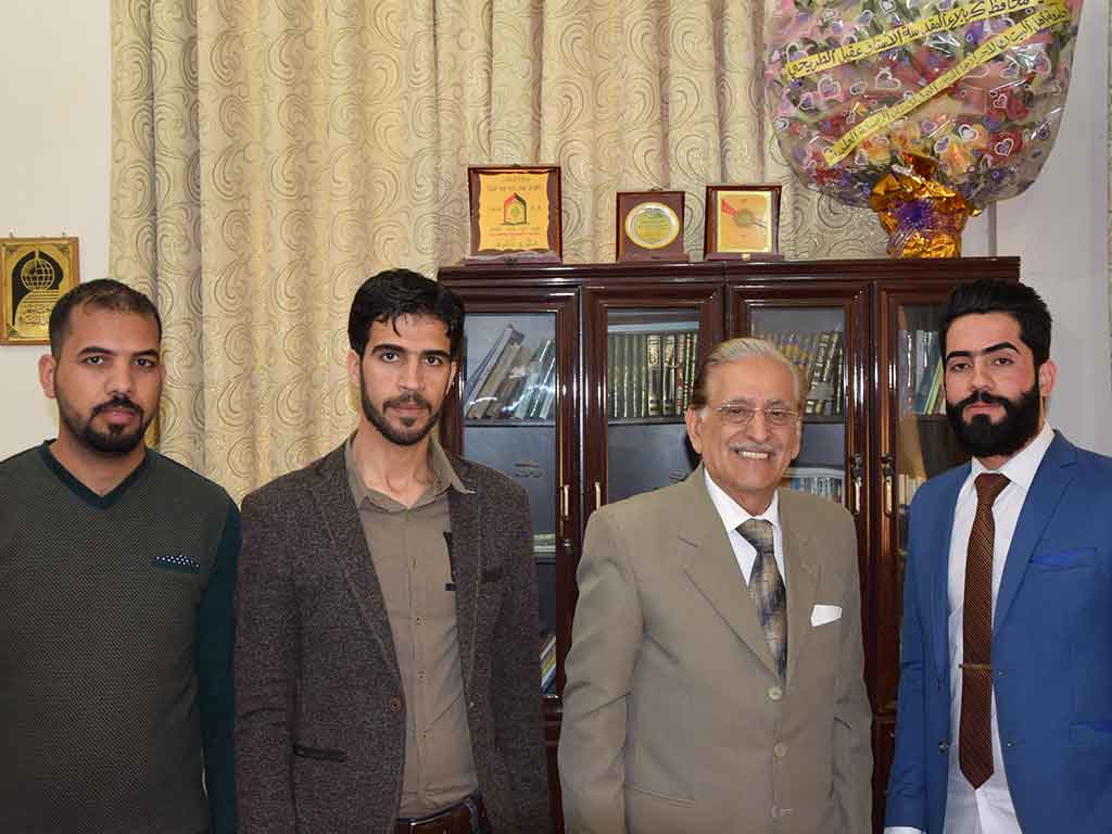 تكريم الطلبة المشاركين في الاعمال التطوعية من قبل رئاسة جامعة اهل البيت عليهم السلام 