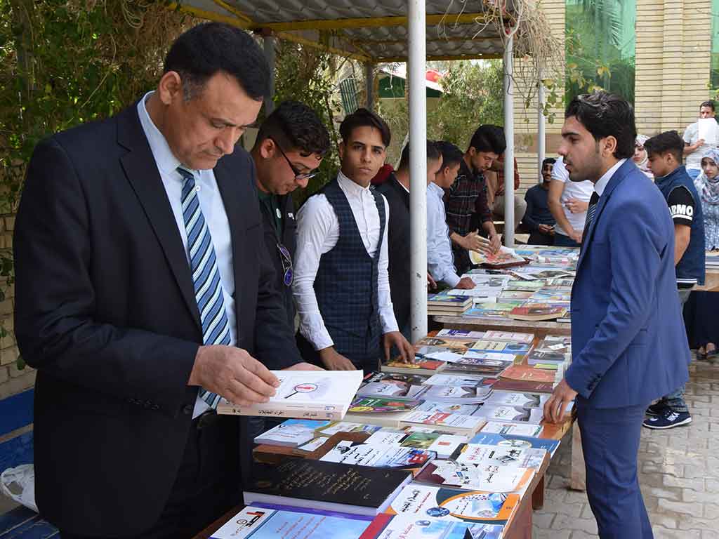 قسم الصحافة في جامعة اهل البيت عليهم السلام يطلق مبادرة تحت عنوان دعوة للقراءة