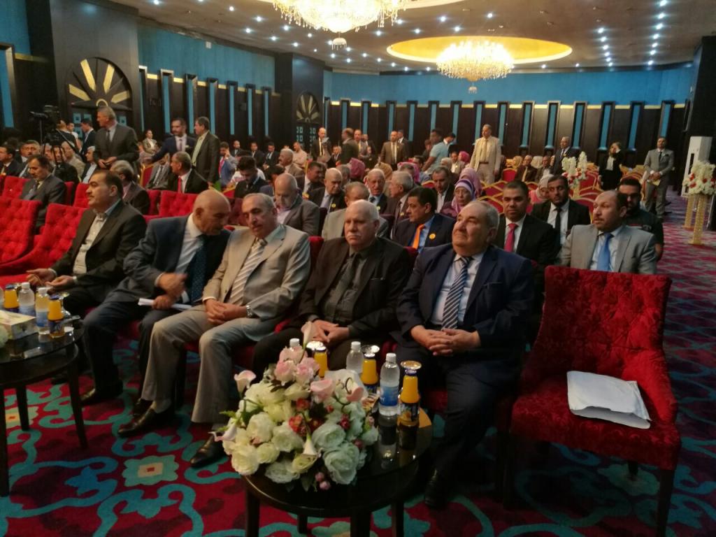 الاستاذالدكتور لبنان الشامي مساعد رئيس الجامعة  يحضر  المؤتمر العلمي الاول  لكلية  السلام  الجامعة    يوم الاحد الموافق  ٤/١٦