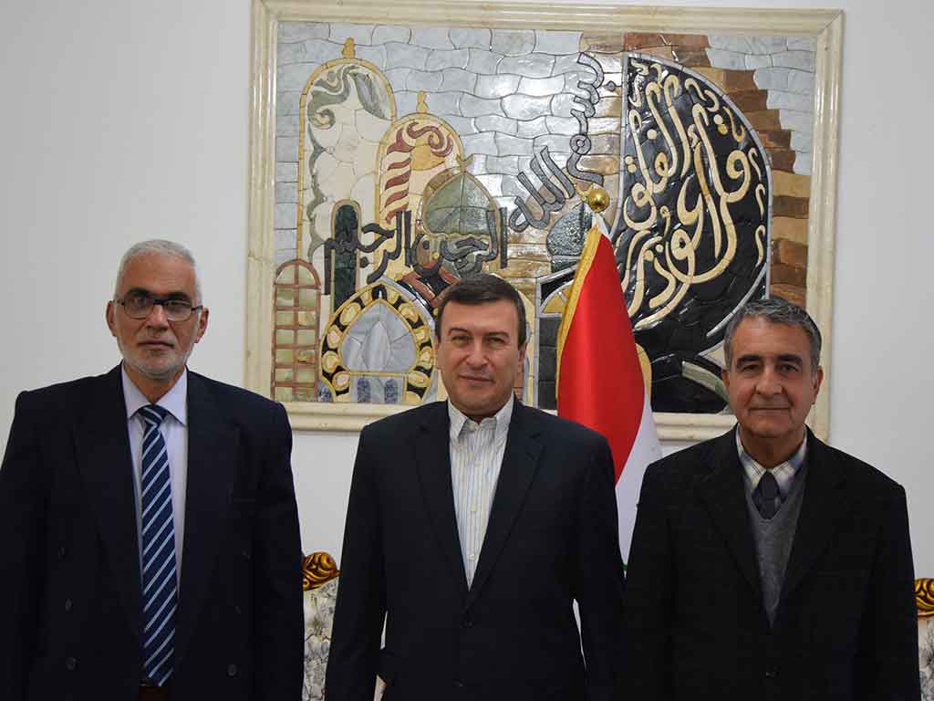 زيارة رئيس جامعة اهل البيت عليهم السلام الى محافظ كربلاء المقدسة 