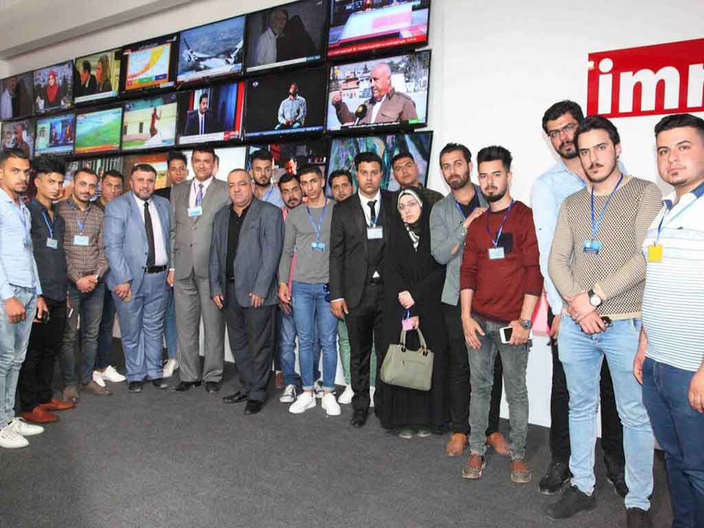 طلبة قسم الصحافة في جامعة أهل البيت (ع) في زيارة علمية إلى شبكة الإعلام العراقي