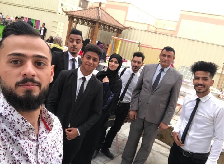 طلبة قسم الصحافة يشاركون في معرض للكتاب واخر للرسم