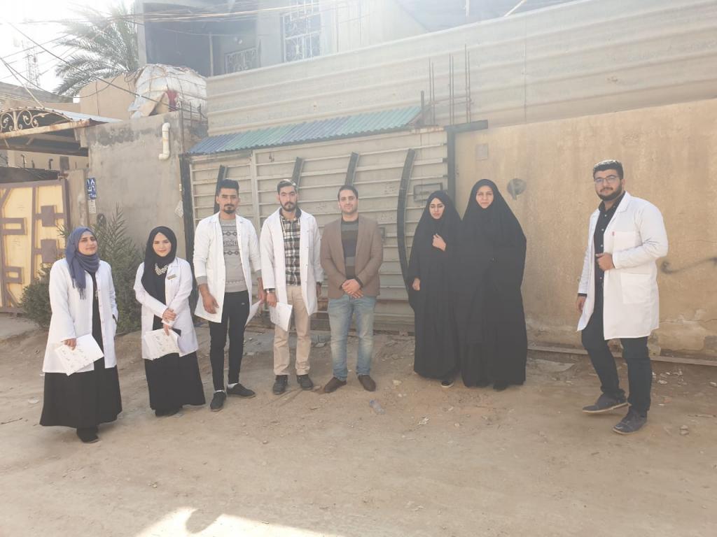 كلية الصيدلة في جامعة أهل البيت عليهم السلام تقوم بحملة توعوية للمنازل المحيطة بالجامعة 