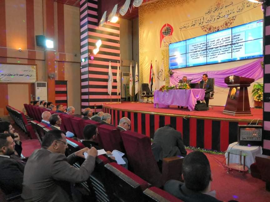 ندوة حوارية في كلية القانون حول تنفيذ نظام المقررات للعام الدراسي 2019-2020 