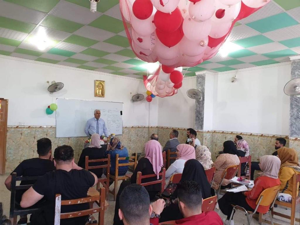 قسم السياحة الدينية في جامعة اهل البيت عليهم السلام يكرم الطالبات المشاركات في بطولة فلم o-