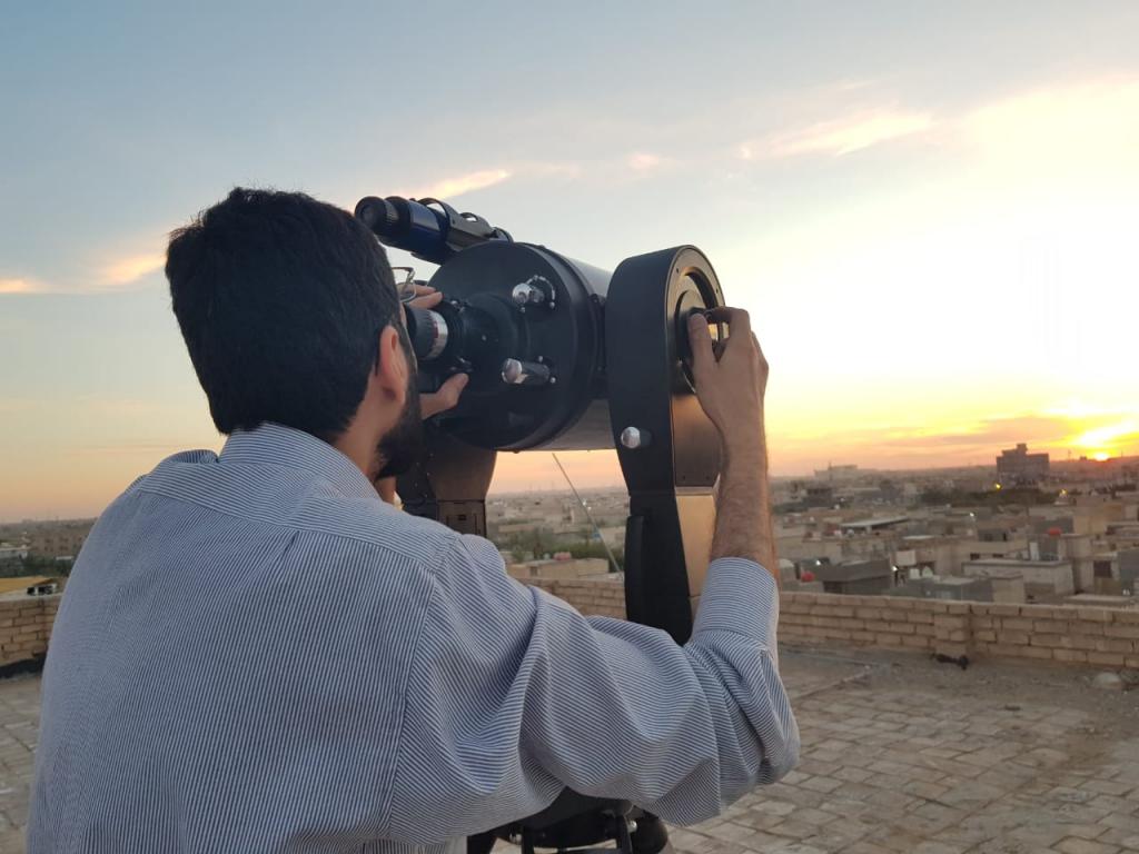 اعلان عن المركز الفلكي في جامعة اهل البيت عليهم السلام 