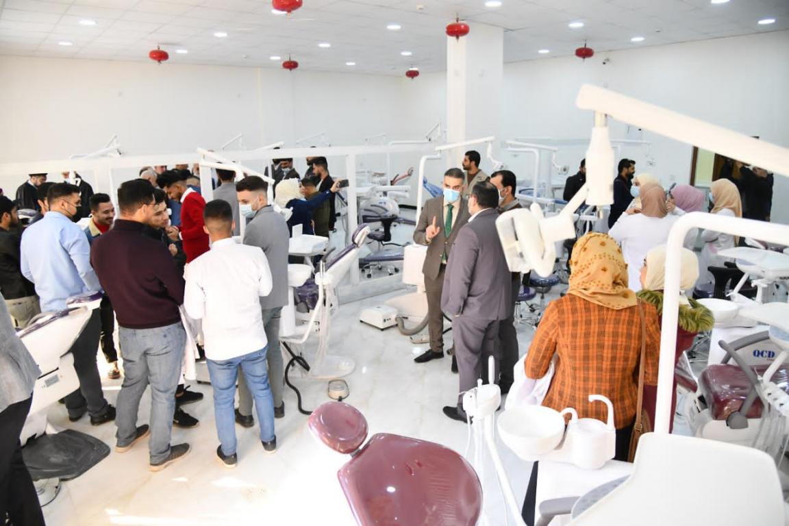 افتتاح العيادات الطبية الخاصة بكلية طب الاسنان في جامعة اهل البيت عليهم السلام 