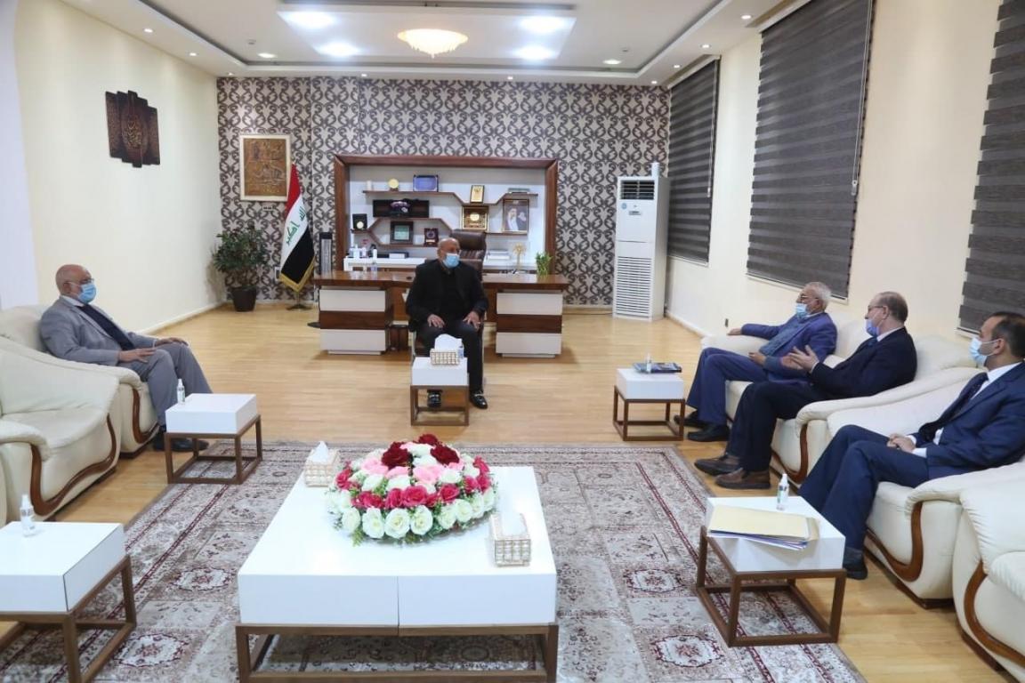 رئيس جامعة اهل البيت عليهم السلام في زيارة لمحافظ كربلاء المقدسة 