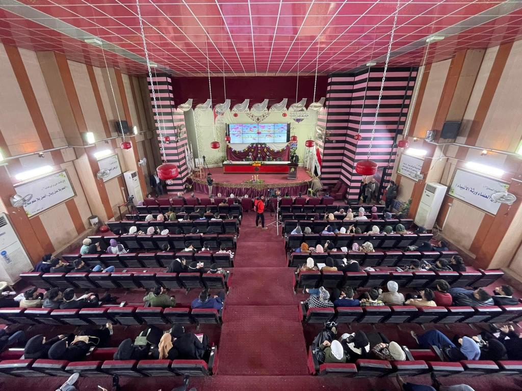 جامعة اهل البيت عليهم السلام تقيم حفلاً بمناسبة ذكرى ميلاد سيدة نساء العالمين فاطمة الزهراء عليها السلام