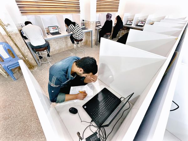 الامتحان التقويمي الخاص بكلية الصيدلة  - مرحلة خامسة -