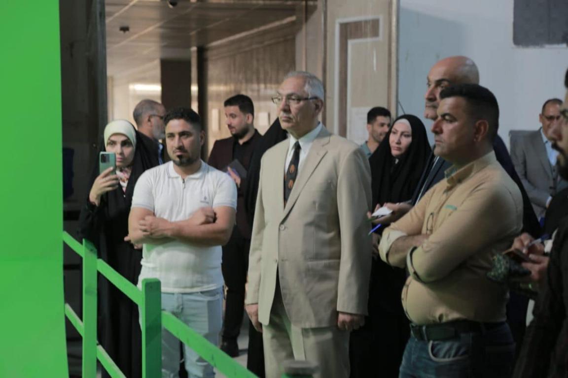 قسم الصحافة في جامعة اهل البيت ينظم زيارة ميدانية الى قناة كربلاء الفضائية