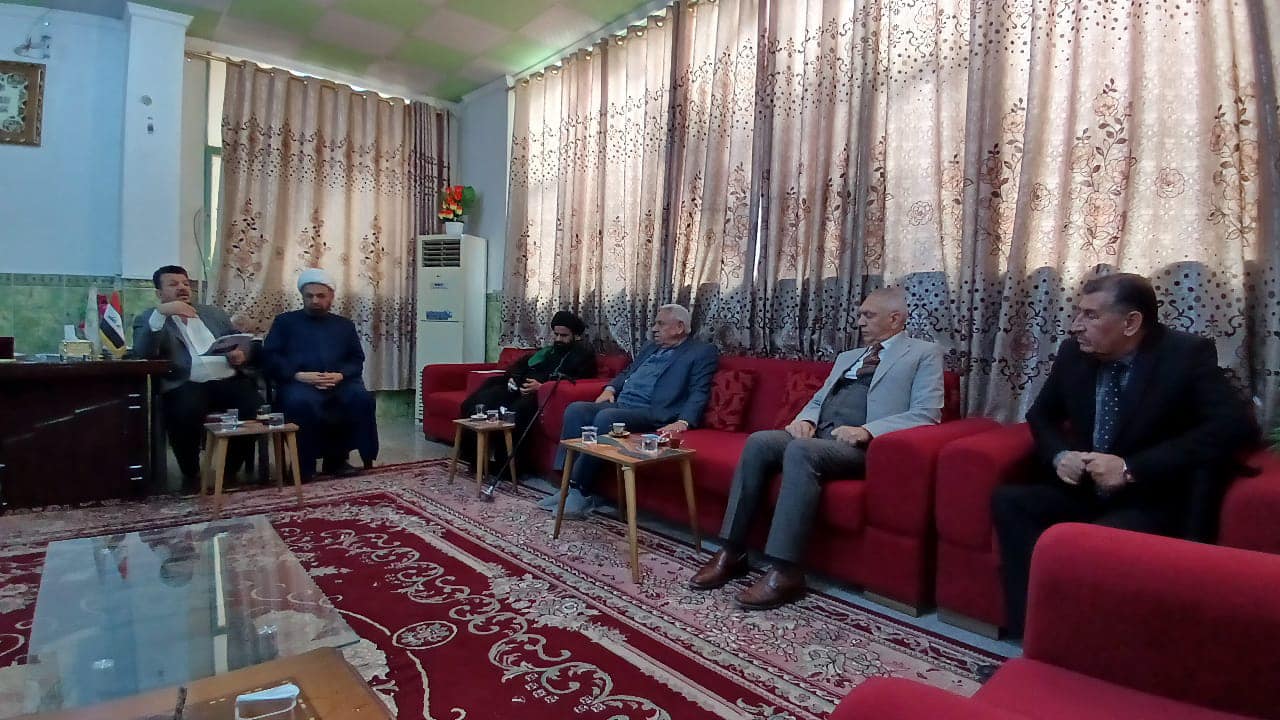 الندوة العلمية الحوارية الاسبوعية