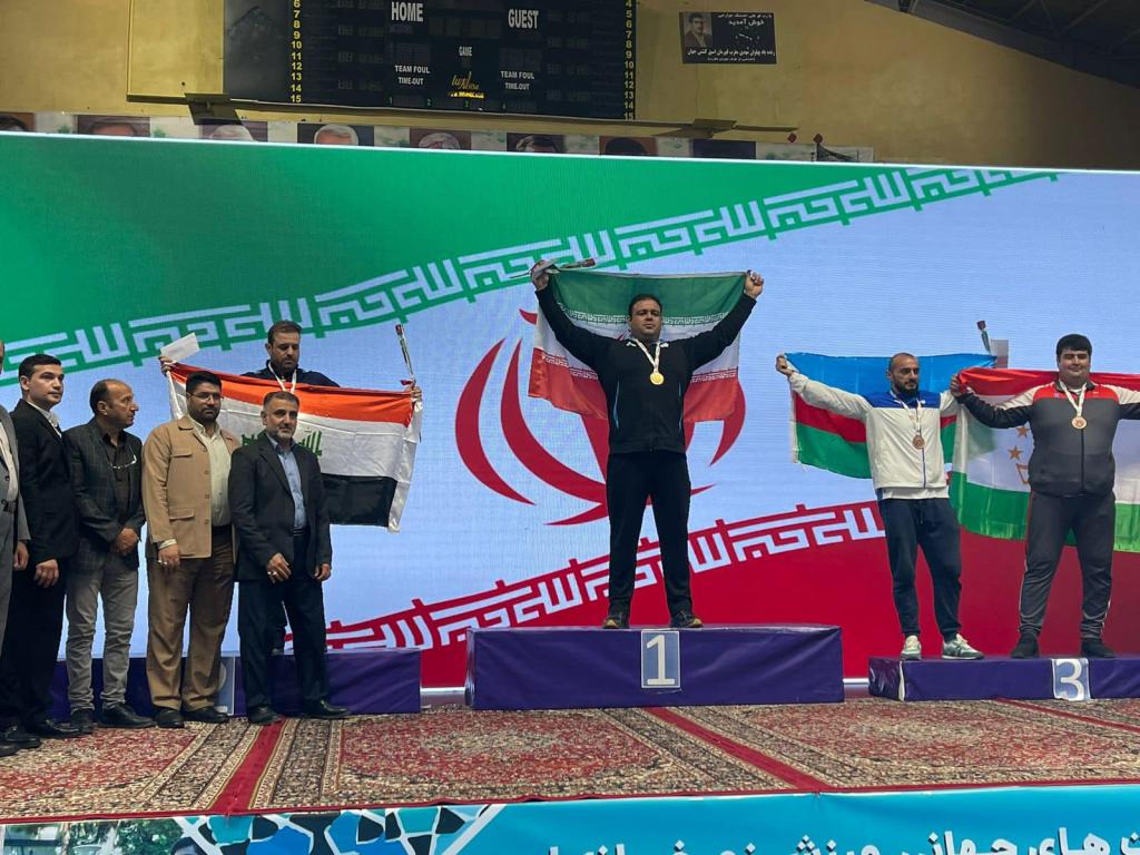 طالب في قسم السياحة الدينية يحصل على المركز الثاني في منافسات المصارعة البهلوانية